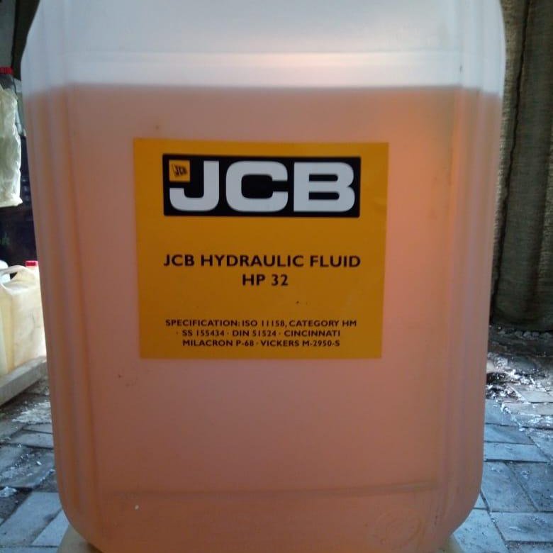 Чем отличается гидравлическое масло. Масло гидравлическое 32 JCB. Гидравлическое масло JCB hp32. Масло в гидравлику JCB 4cx.