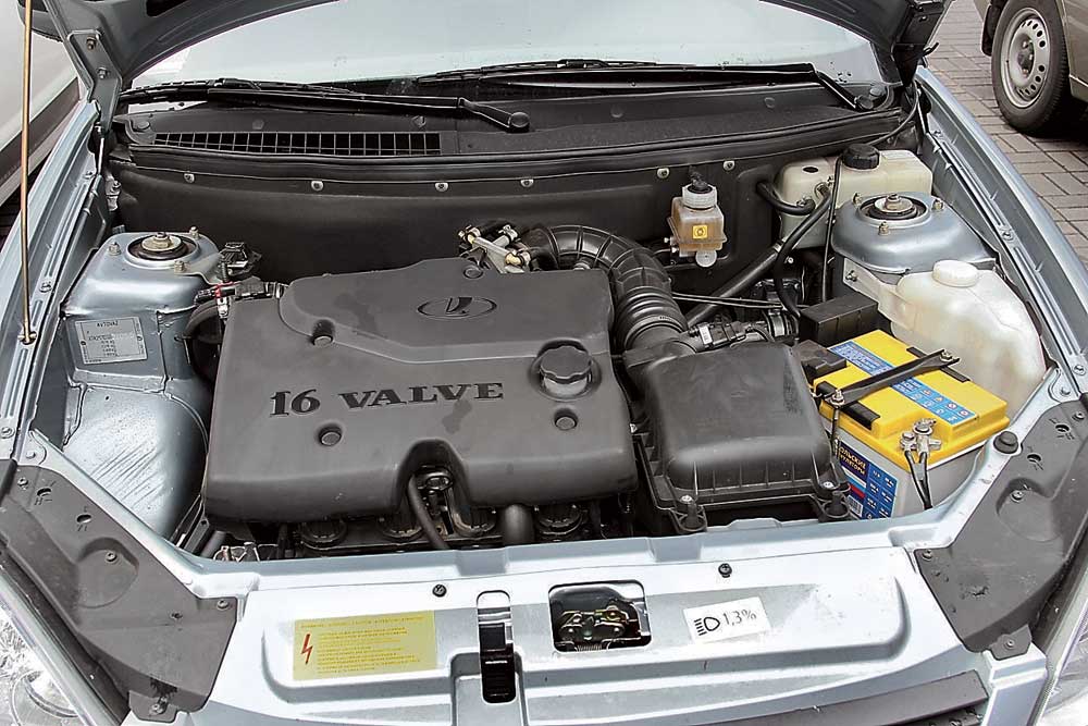 Куплю двигатель ладу приору. ВАЗ 2110 1.6 8 клапанный. ВАЗ 2110 1.6 16 клапанный. Двигатель ВАЗ Калина 16 клапанный 1.6 16.